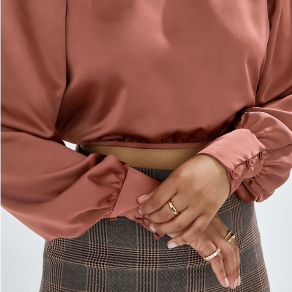 Aritzia Wilfred⎜LILY TOP⎜BLACK - Picture 3 of 16